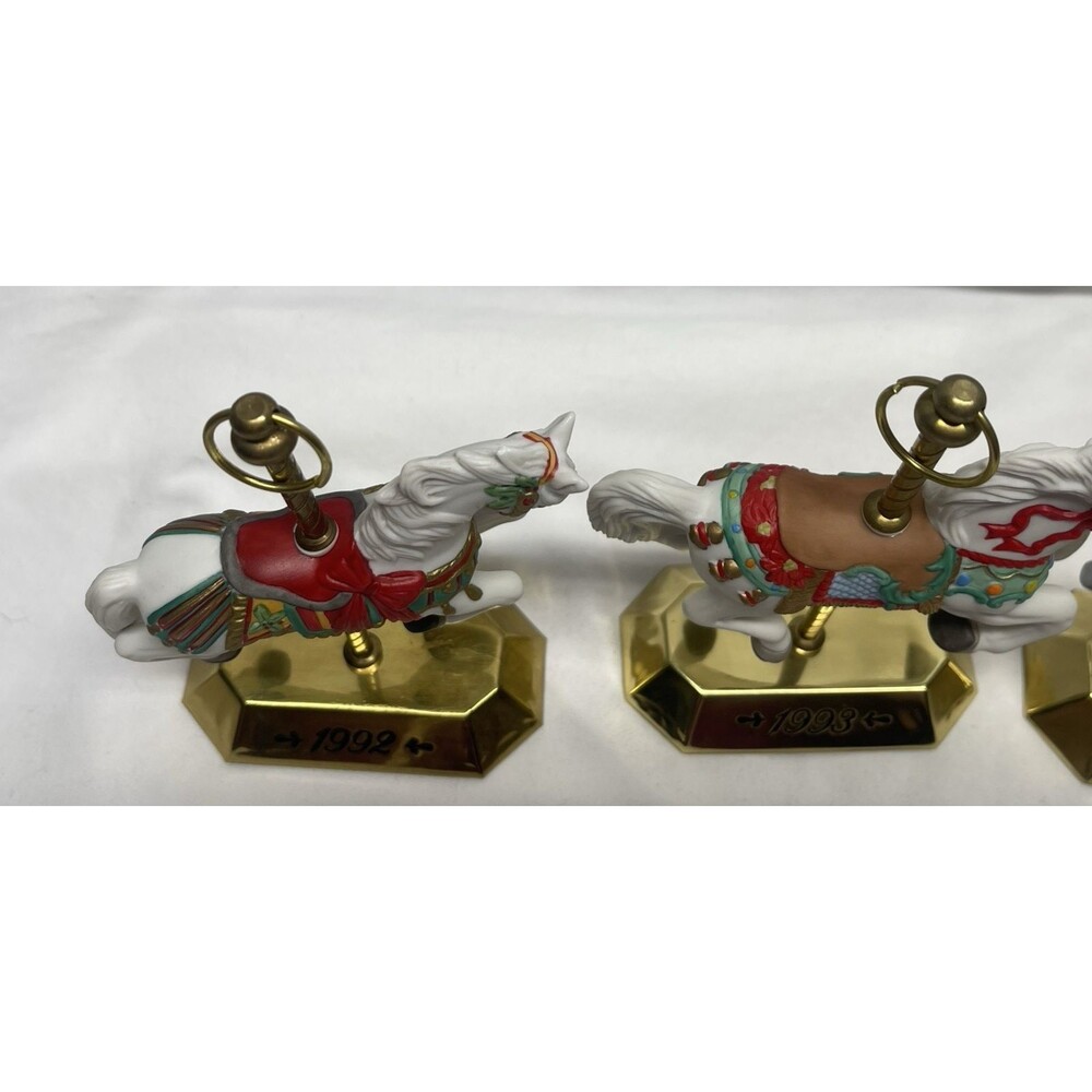 Lot 3 Hallmark Mini Carousel Christmas Horses Ornaments 1992 1993 1995 Christmas - Picture 6 of 13